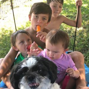 Meet your Posher, Melissa